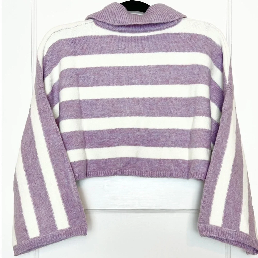 NWT LOVE LEMONS 90s Lavender Stripe V-Neck Oversized Soft Knit Cropped Sweater L